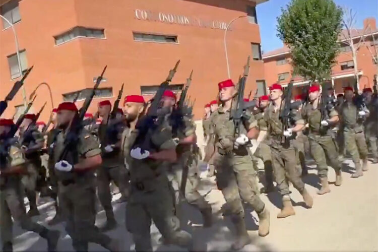 ensayo-regulares-paracuellos-dia-orgullo-nacional-legion