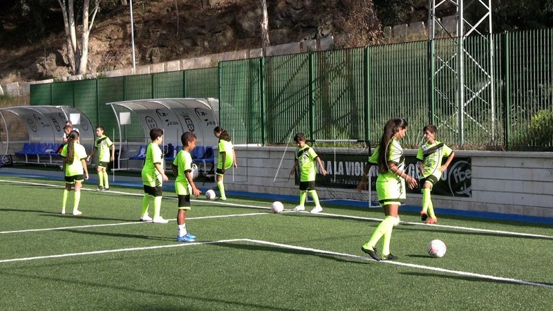 escuela-futbol-principe-inicia-temporada-pequenos-007