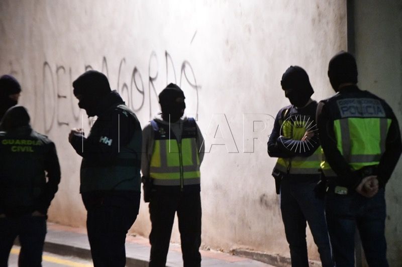 fiscalia-pide-carcel-guardia-civil-servia-narcos-003