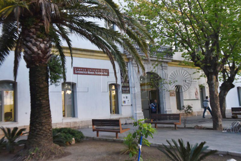 goteras-averias-faltas-espacio-campus-002