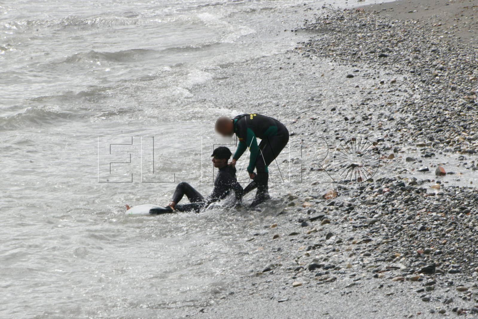 gritos-mar-inmigrantes-nado-guardia-civil-linea-entre-vida-muerte-frontera-sur-18