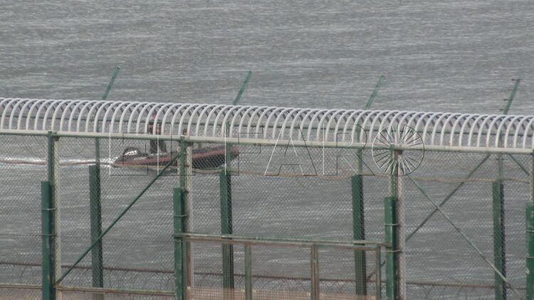 inmigrantes-burlan-blindaje-marroqui-15-octubre-frontera-valla-benzu-beliones-10