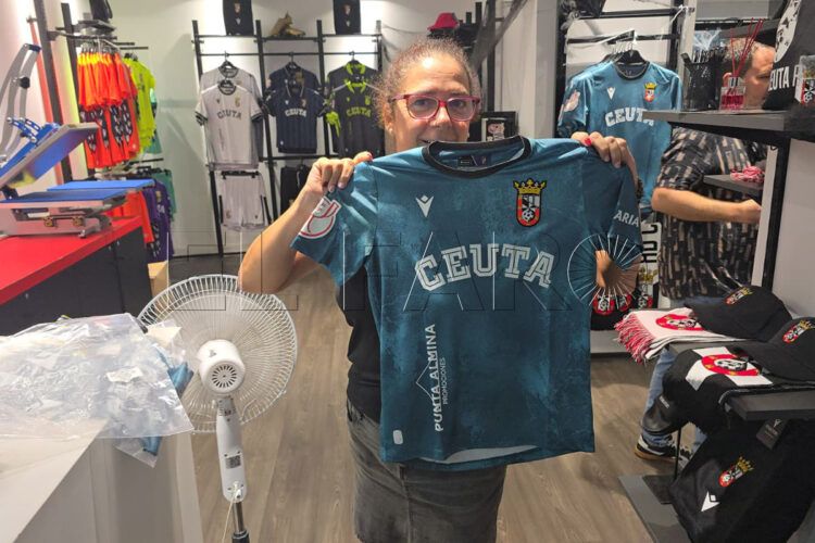 nueva-camiseta-ceuta-copa-rey-todo-exito-futbol-004