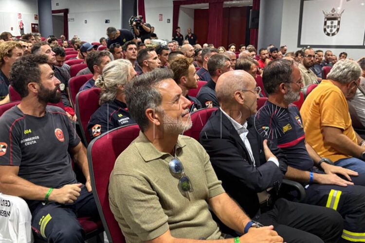 orgullo-caballa-inauguracion-iii-jornadas-verticales-bomberos-010