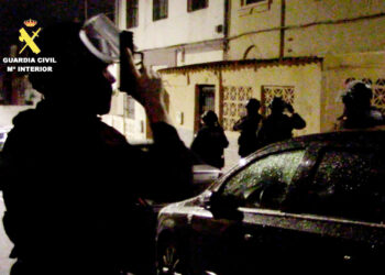 portada-asi-actuaba-red-pase-inmigrantes-desarticulada-guardia-civil-1