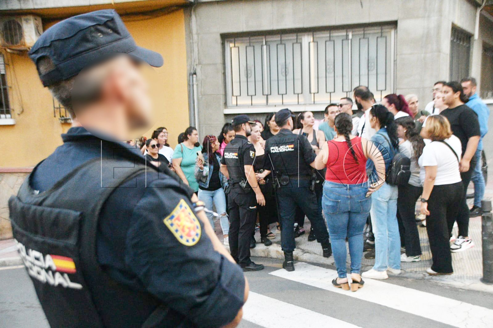 portada-queremos-justicia-gritos-puertas-juzgado-tras-muerte-bebe