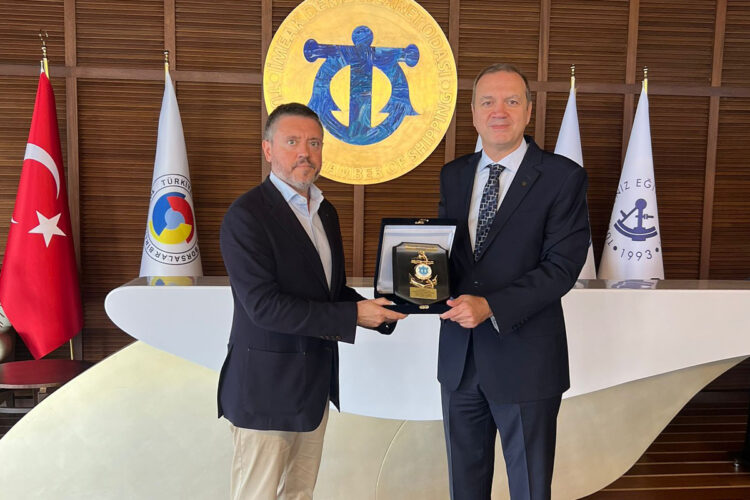 puerto-ceuta-impulsa-proyeccion-internacional-estambul-003