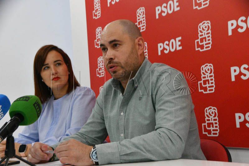 rueda-prensa-PSOE-Pérez-Triano-004