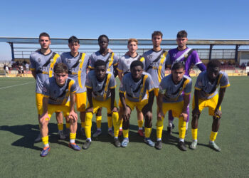 sporting-empata-contra-canada-duelo-trabado-futbol