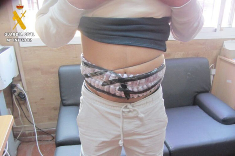 frontera-tarajal-cruzan-mulas-hachis