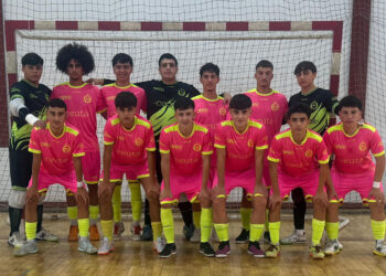 insultos-lanzamiento-bengalas-cd-puerto-melilla-futbol-sala-002