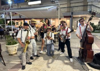 jacare-band-dara-bienvenida-alumbrado-navideno-2