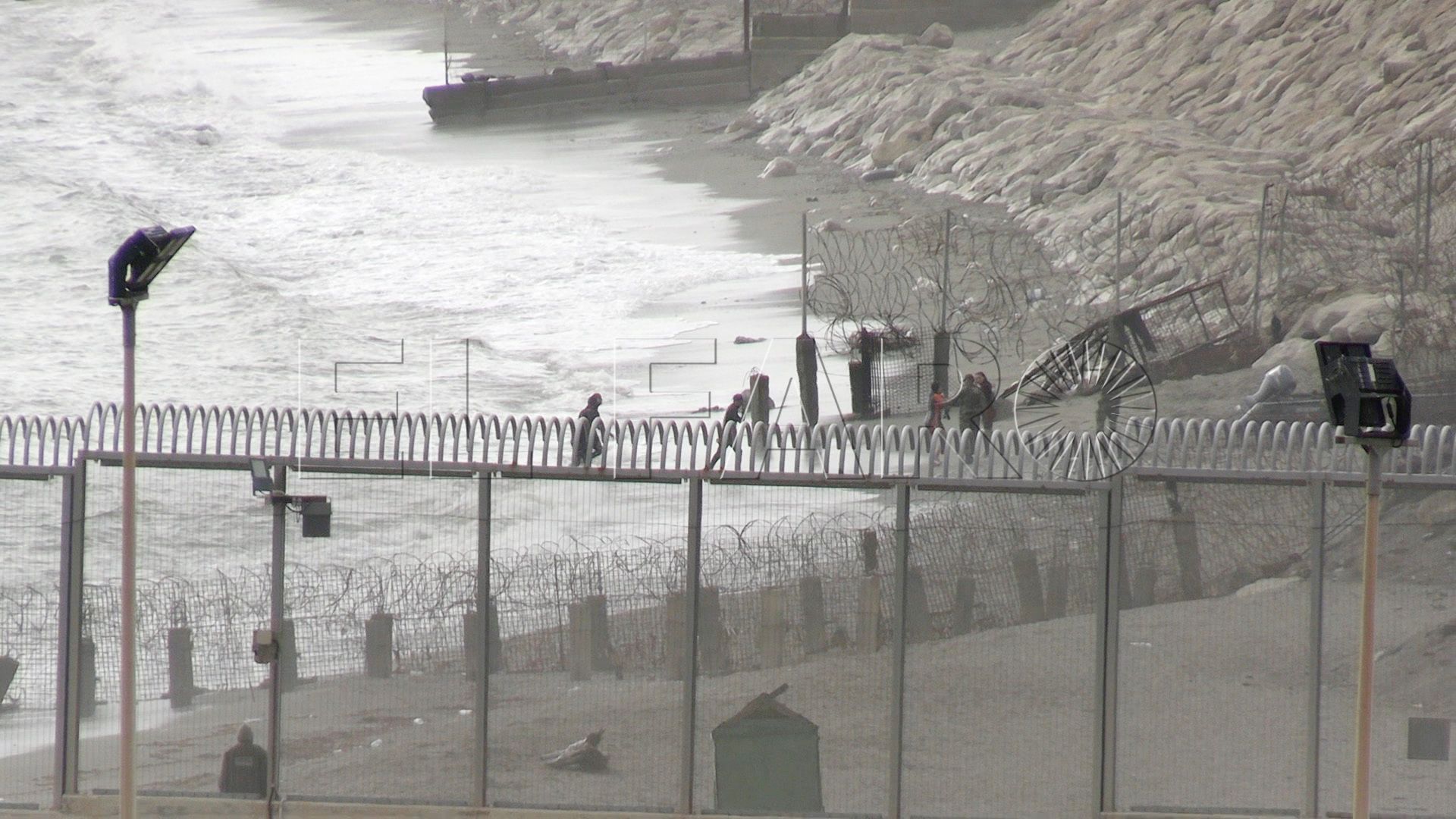 ruta-ceuta-chicas-inmigrantes-huyen-marruecos-presion-no-cesa-2