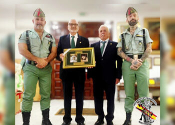 tercio-duque-alba-recibe-obsequios-hermandades-vinculadas-legion-1