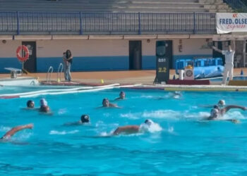 waterpolo-caballa-termino-cruz-guerra-encarnizada-echeyde-3