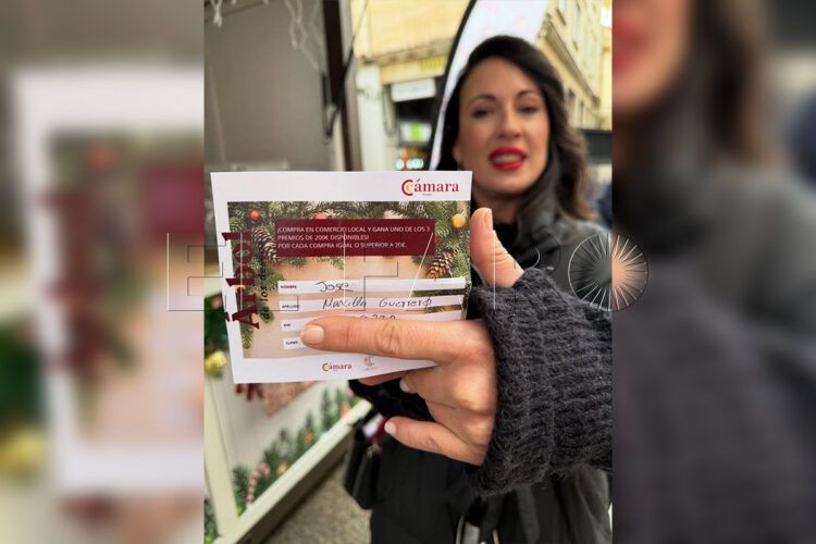 arbol-deseos-suma-segundo-premio-campana-navidena