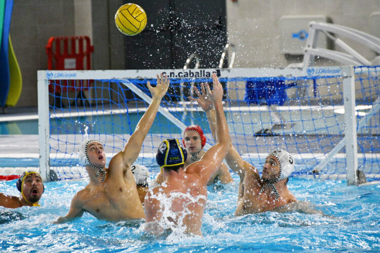 caballa-hace-deberes-ante-cn-catalunya-20