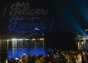 cambio-fecha-espectaculo-drones-navidad