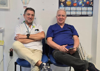 centro-salud-tarajal-despide-pediatras-daniel-jose-luis-2