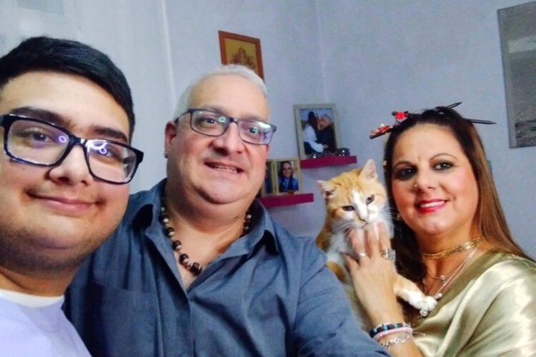 mina-gata-transformo-hogar-corazon-006