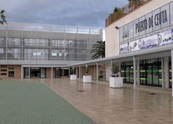 nueva-estacion-maritima-lujo-ceuties-visitantes-014