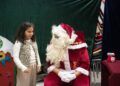 papa-noel-visita-pequenos-parques-ceuta-12
