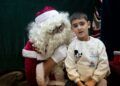 papa-noel-visita-pequenos-parques-ceuta-7