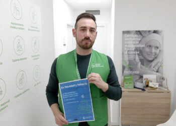 portada-aecc-apoya-familias-duelo-campana-es-navidad-faltas-tu