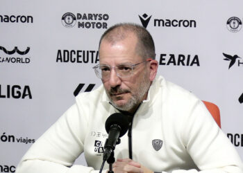 portada-romero-esta-categoria-todavia-estamos-becarios