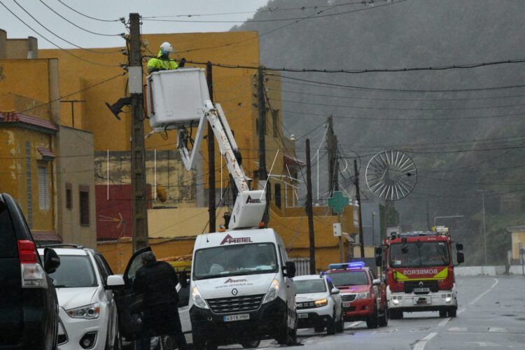 benzu-azotada-borrascas-sin-luz-barriada-olvidada4