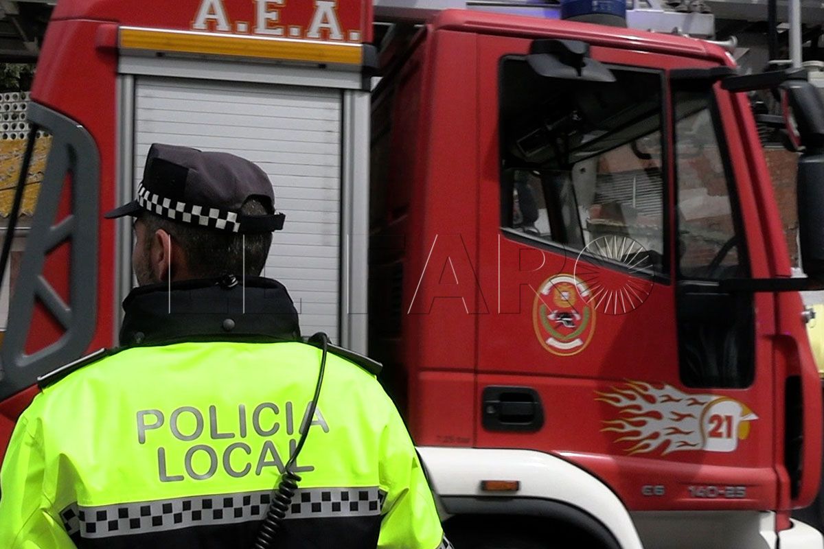 bomberos-policia-actuan-casa-calle-argentina-incendio