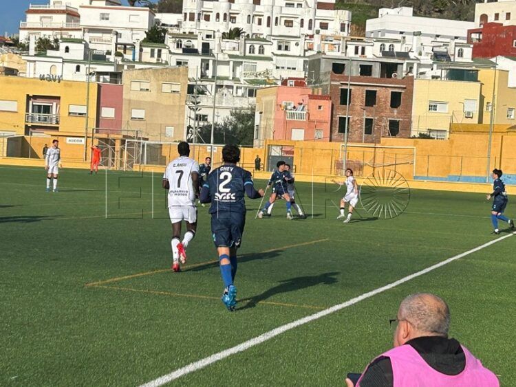 ceuta-b-derbi-estrecho-caliente-001