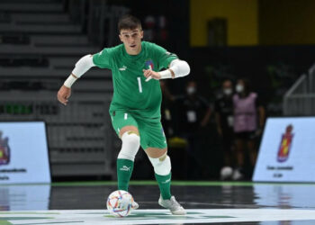 ceuti-cierra-porteria-dennis-berthod