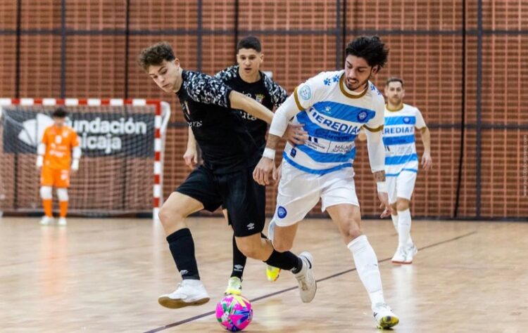 ceuti-remonta-sumar-puntos-oro-002