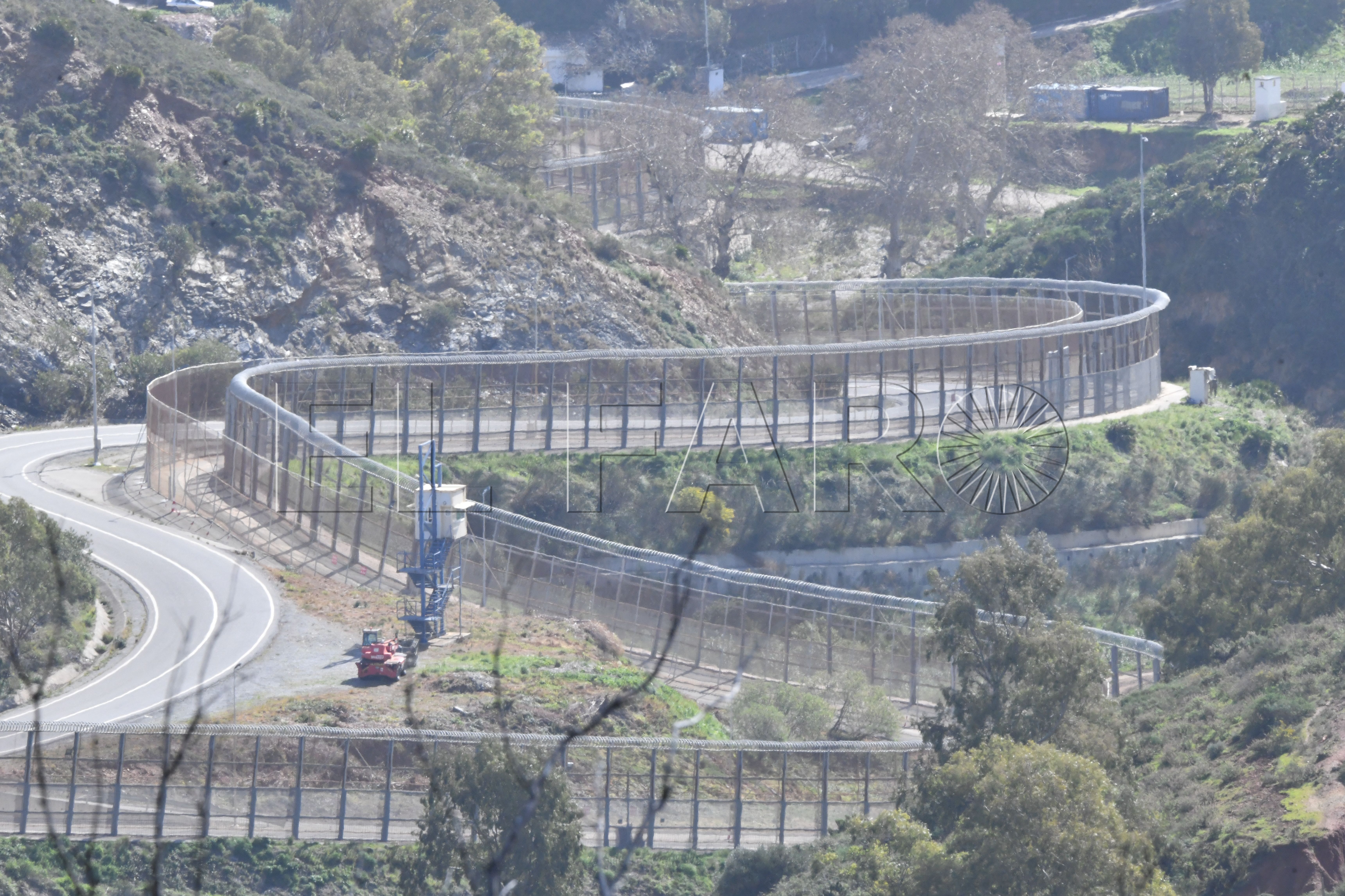 gobierno-destaca-inversion-intensiva-frontera-vallado-marruecos-2