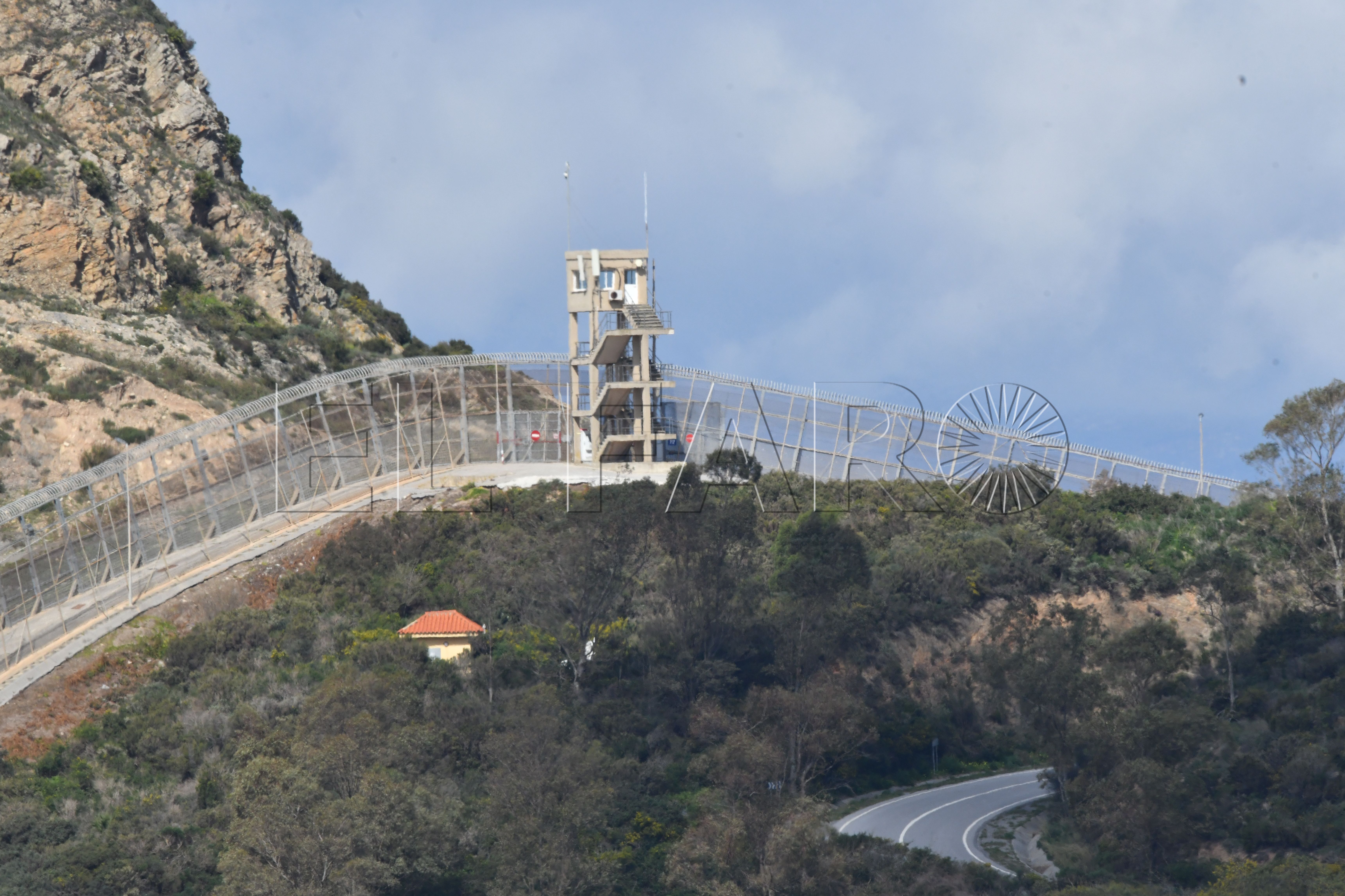 gobierno-destaca-inversion-intensiva-frontera-vallado-marruecos-3