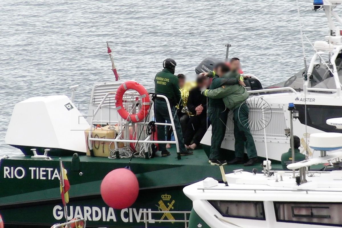 golpe-narco-guardia-civil-detiene-lancheros-hachis-17