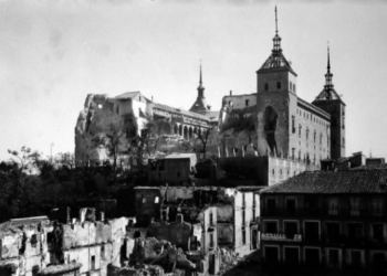 laureada-defensores-alcazar-toledo-003