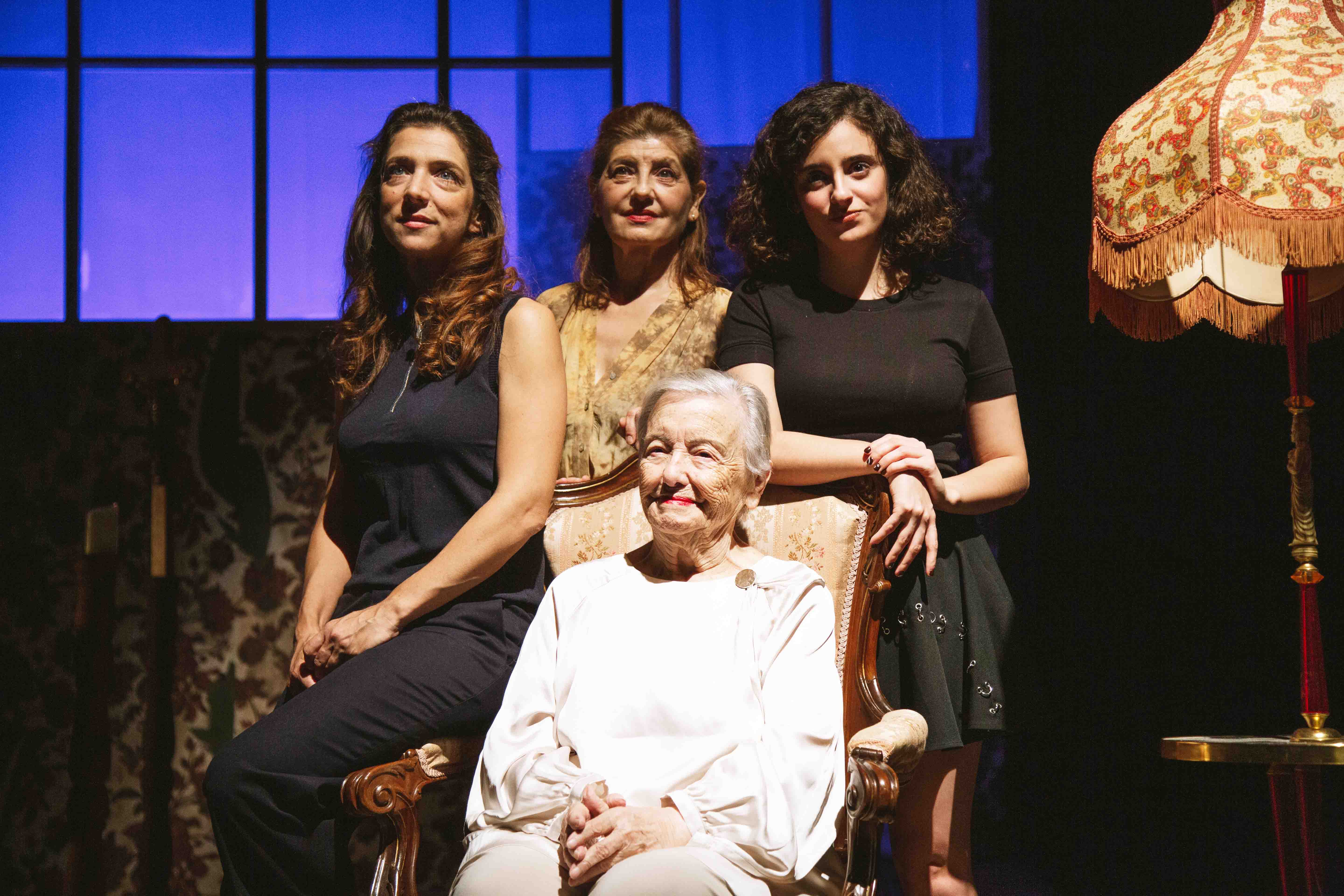 maria-galiana-obra-teatro-yo-solo-quiero-irme-francia-2