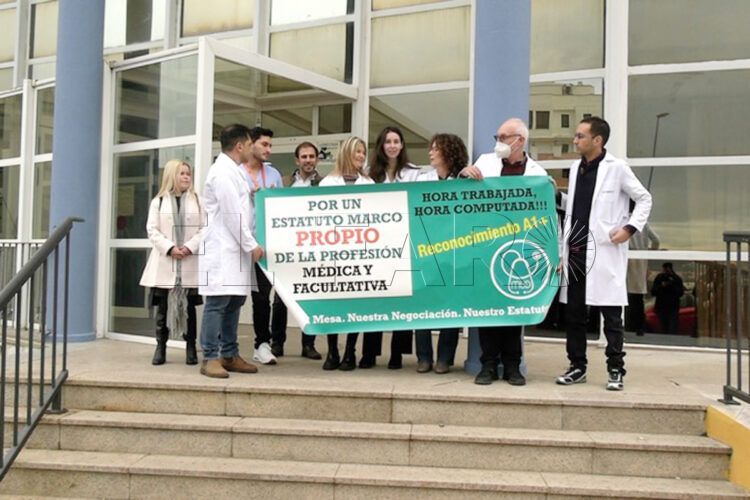 medicos-atencion-primaria-huelga-estatuto-medico-propio-005-portada