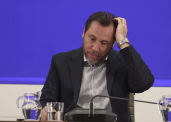 oscar-puente-rueda-prensa-tiende-mano-maquinistas-pide-dialogo-evitar-huelga-4