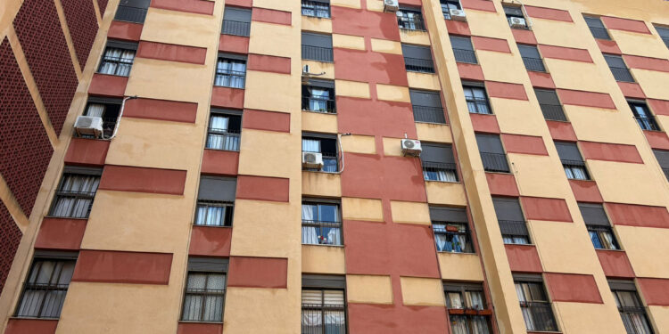 vecinos-avenida-espana-abandonados-invied-sin-ascensor-atrapados