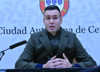 verdejo-postura-antipolitica-asamblea-circo-infame-00008