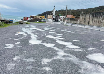 benzu-limite-carretera-entrada-barriada-sigue-destrozada-intransitable