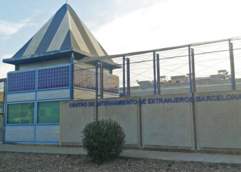 centro-internamiento-extranjeros-barcelona