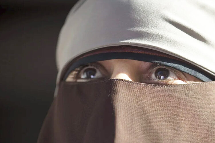 comision-islamica-niqab-menu-escolares-halal