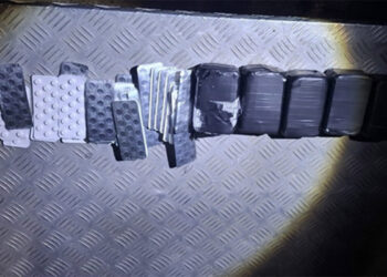 detenido-frontera-coche-cargado-rivotril-karkubi