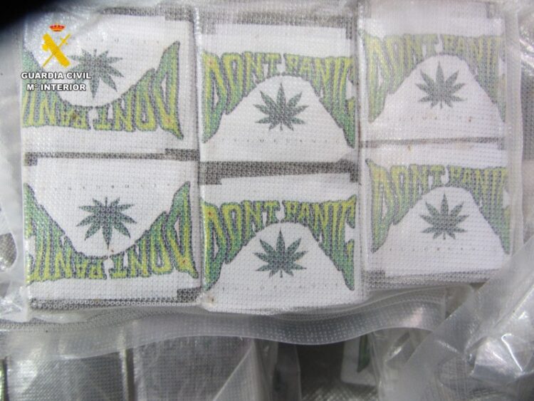 dont-panic-hachis-guardia-civil-tarajal-006