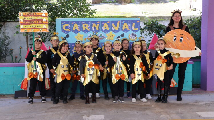 estrellas-astronautas-meteoritos-carnaval-galaxia-colegio-juan-carlos-i-39