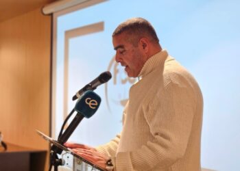 excursiones-larbi-agradece-luhay-hamido-dedicacion-compromiso-006